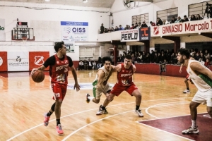 Fede Mihce juega en pareja con Juanma Ibarra.